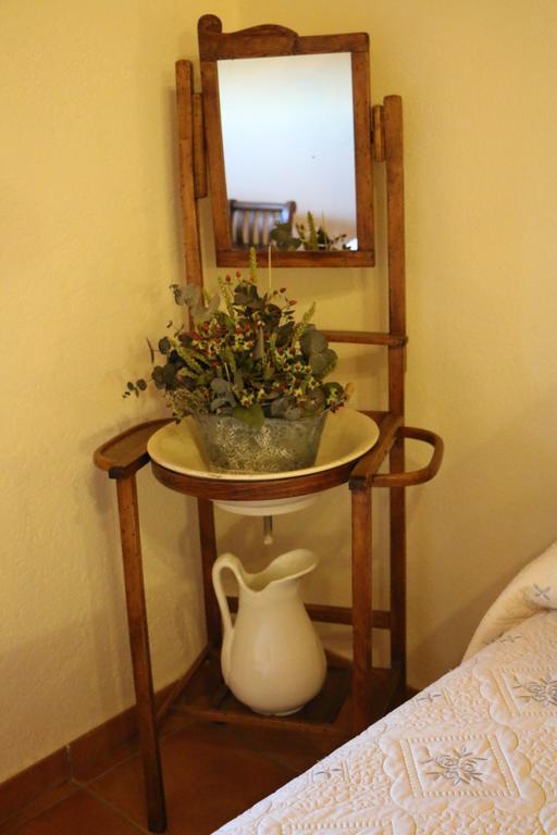 Masia Cal Mas Sant Serni de Llanera Habitación foto